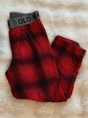 Old Navy Red and Black Plaid Fleece Kids Pajama Pants- S